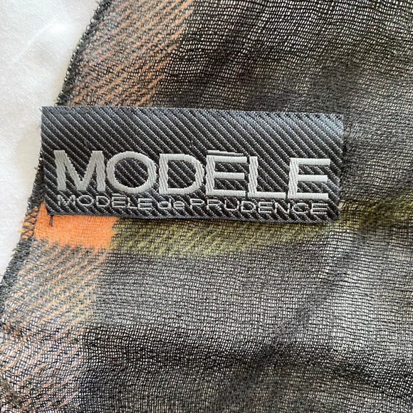 Modele De Prudence Plaid Fringe Unisex Soft Warm Black Multocolor Scarf 76x27.5 - Picture 2 of 6